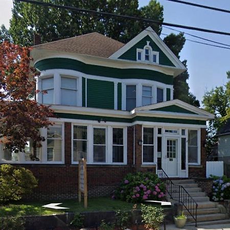 5 Star Victorian Mansion-Downtown No Locals Bed & Breakfast Ери Екстериор снимка