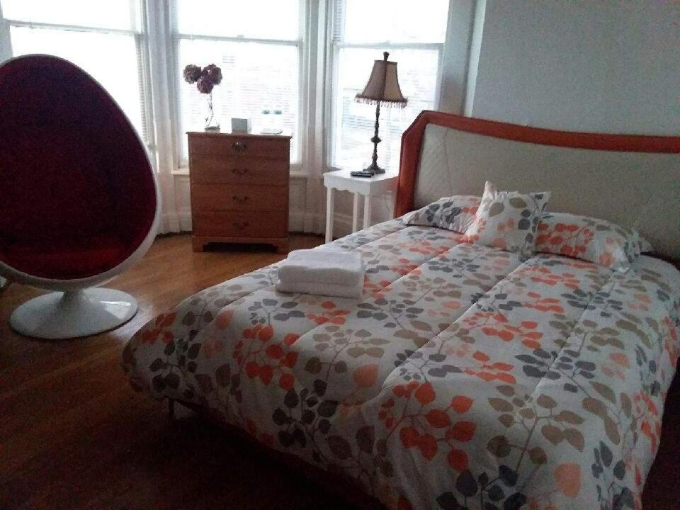 5 Star Victorian Mansion-Downtown No Locals Bed & Breakfast Ери Екстериор снимка